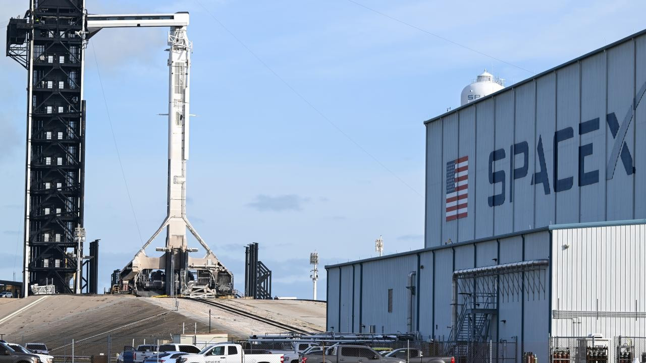 SpaceX roketinin test uçuşu iptal edildi