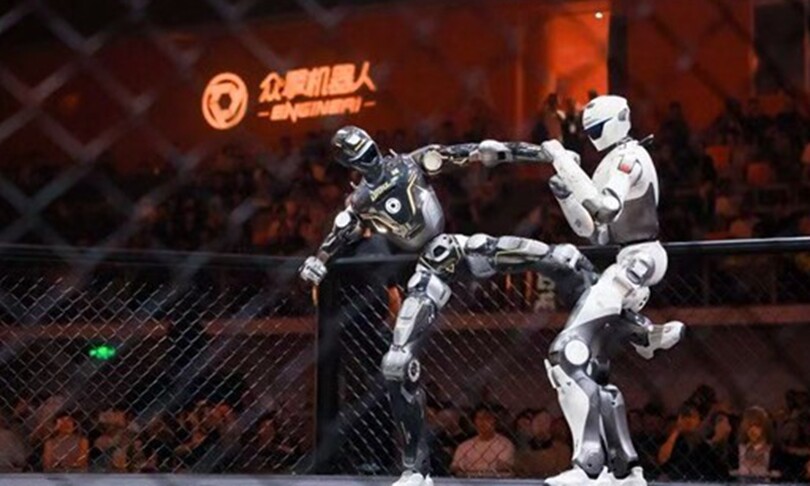 Küresel çapta ilk insansı robot dövüşü Çin’de düzenlendi