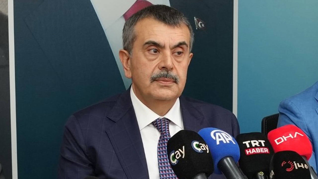 ‘Cumhuriyet’i Osmanlı’yla barıştırmak’ için Kurtuluş Savaşı demeyecekmişiz!