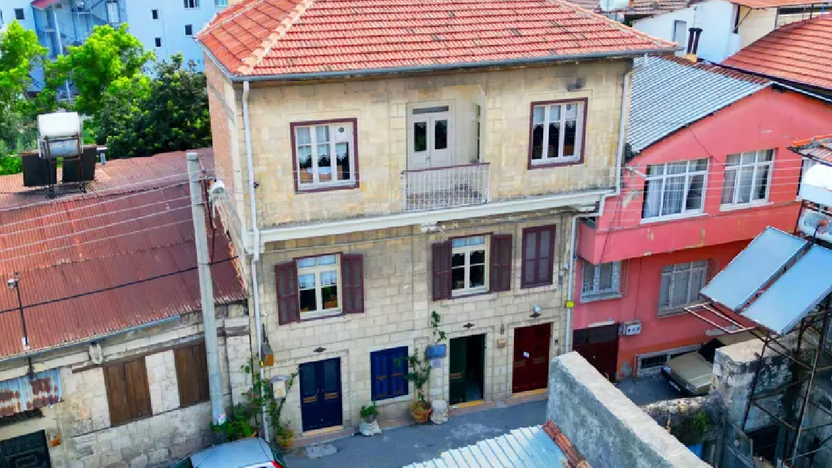 Fabrikasını satıp müze ve sanat galerisi yaptı
