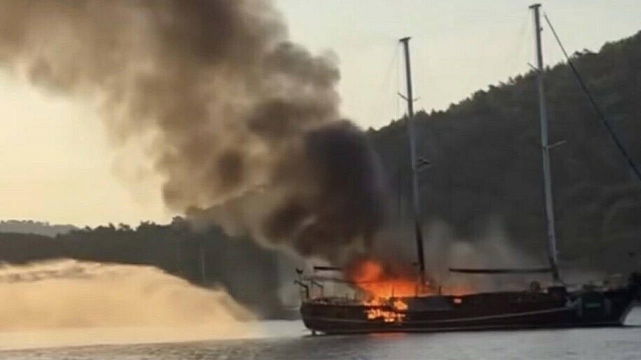 Göcek’te tekne yangını: Yolcular ve mürettebat tahliye edildi
