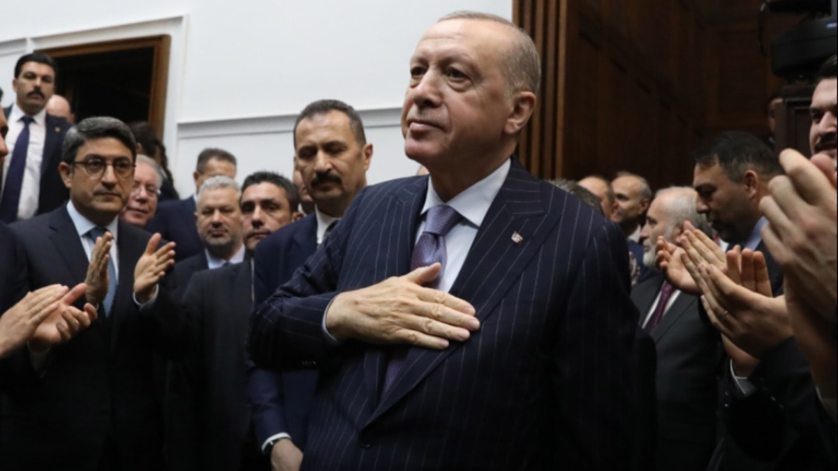 İddia: Bir CHP’li belediye daha AK Parti’ye geçiyor