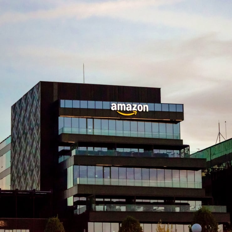 İran: Bahreyn’deki Amazon veri merkezini vurduk