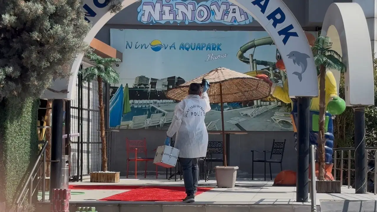 Aquaparkta trajedi: 16 yaşındaki havuz görevlisi kaydıraktan düştü