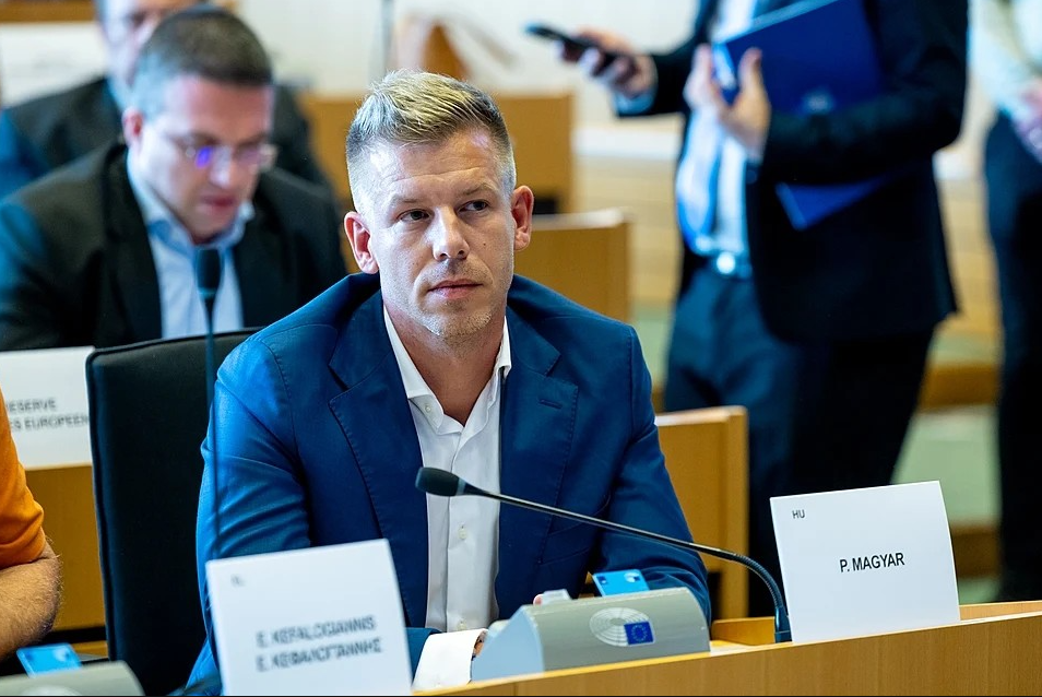 Magyar ‘bir piyon daha gitti’ dedi: Macaristan başsavcısı istifa etti