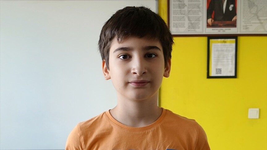 Ortaokul öğrencisi Metehan matematik yarışmasından bronz madalyayla döndü