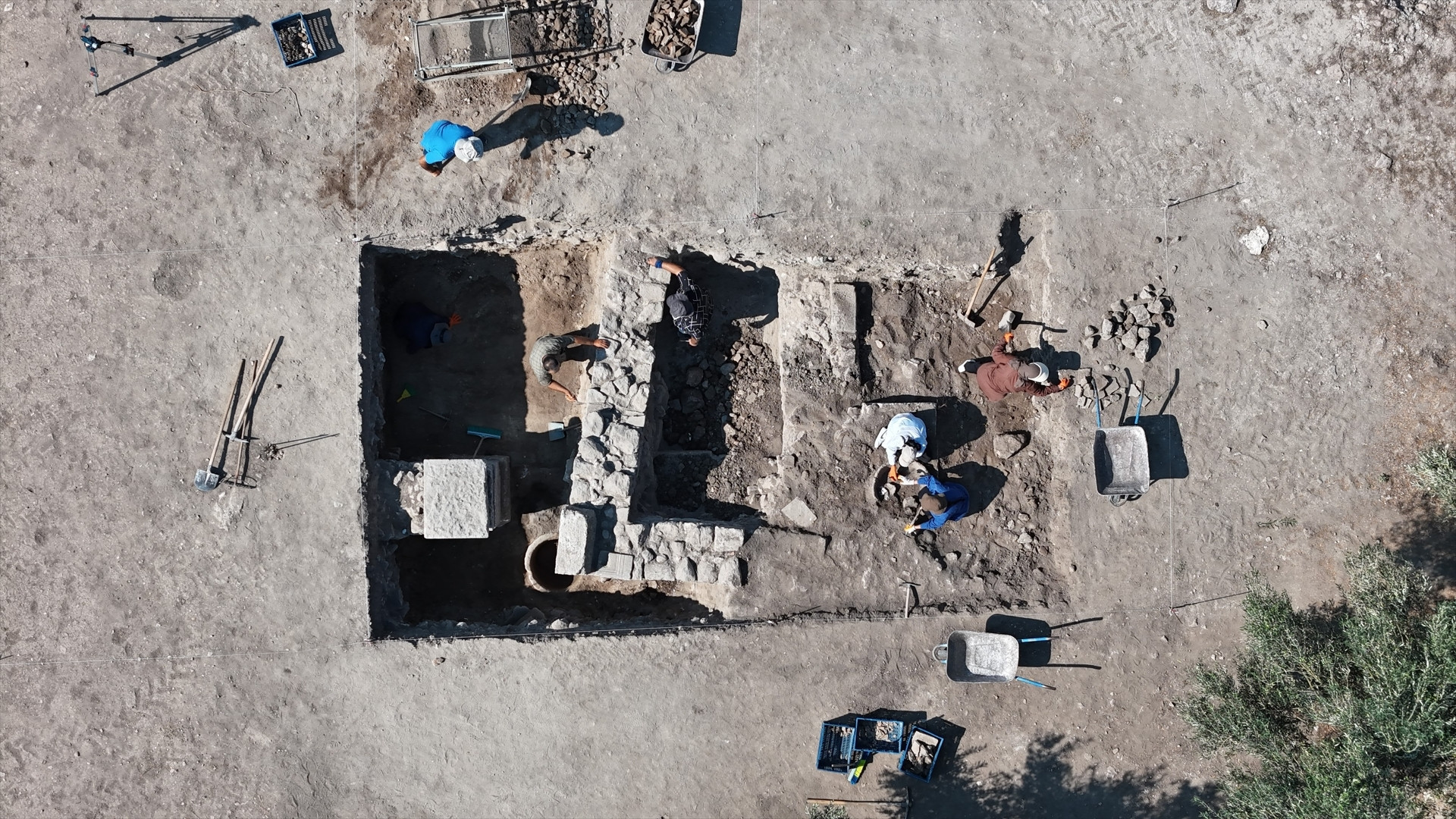 Çanakkale’de kazı: 1700 yıllık ‘yerden ısıtma’ sistemi bulundu