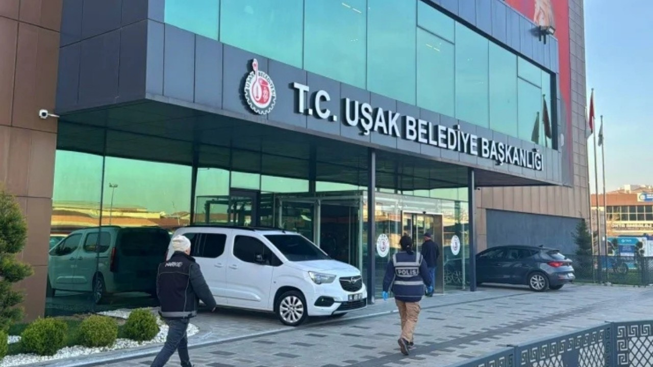 Uşak Belediyesi’ne yeni dalga operasyon