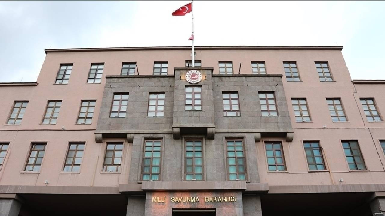 MSB dört PKK’lının daha teslim olduğunu açıkladı