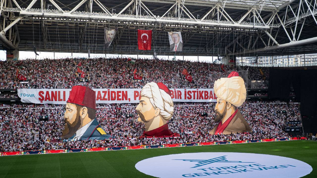 Erdoğan’a göre TÜGVA’yı sevmeyenler ‘ecdadı unutturmak isteyenler’