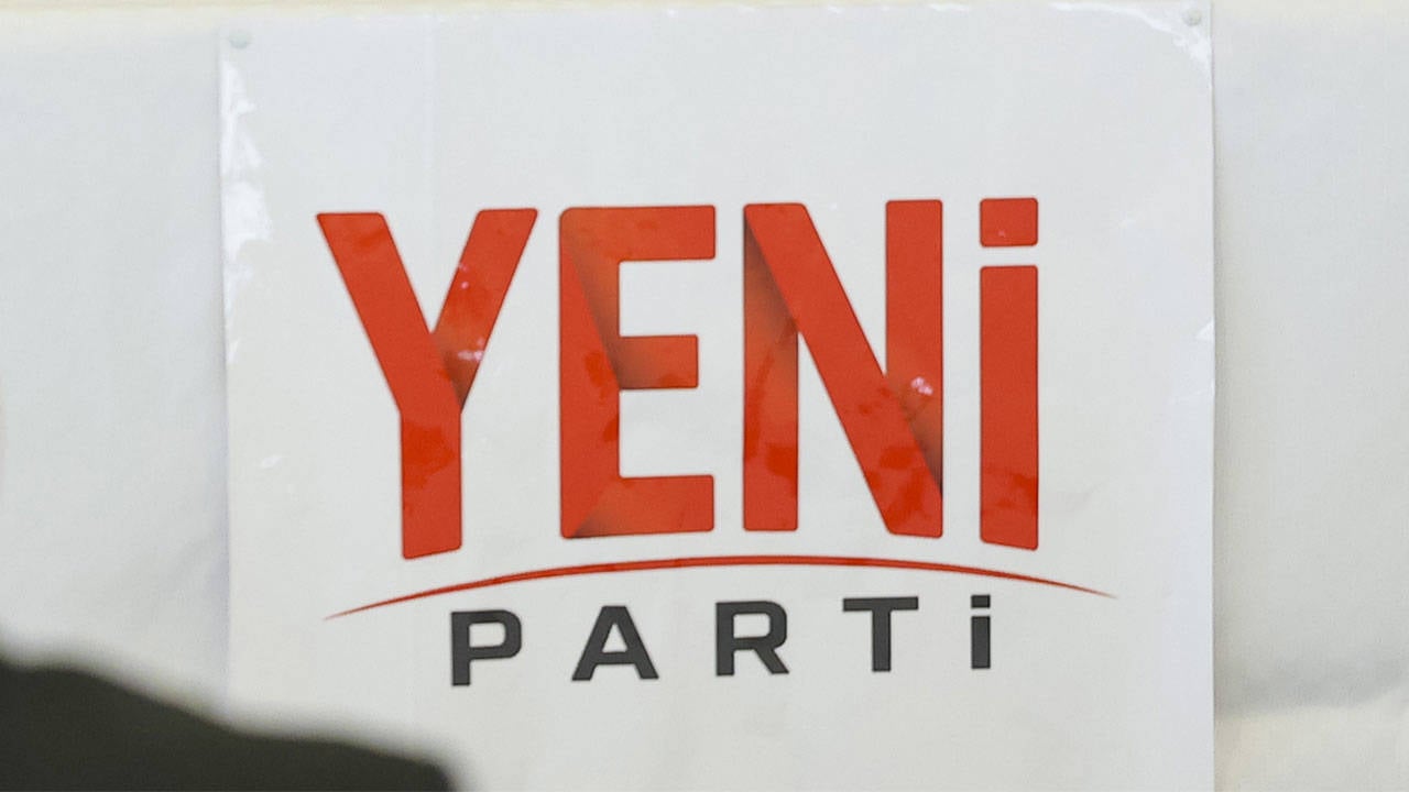 Yeni Parti’den iki atama