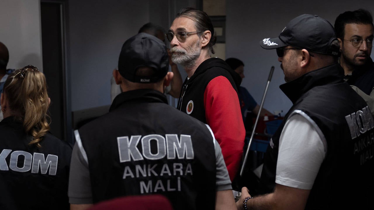 Erdal Beşikçioğlu’nun ifadesinden: ‘Behzat Ç belediyenin parasıyla çekilmedi’