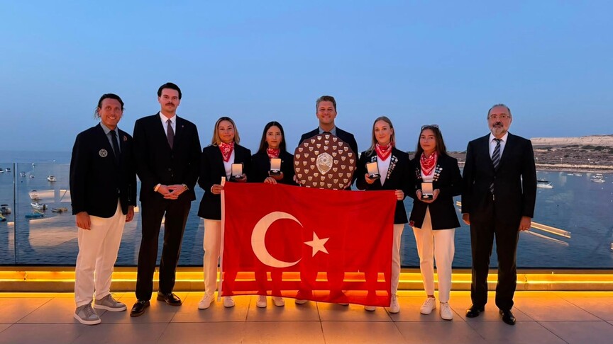 Kadın Golfçüler Avrupa Şampiyonası’nda altın, erkekler gümüş madalya kazandı
