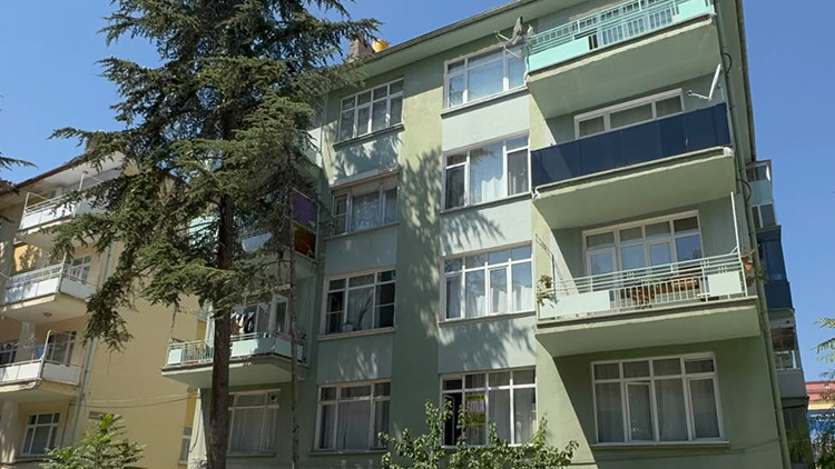 Aidat tartışması kanlı bitti
