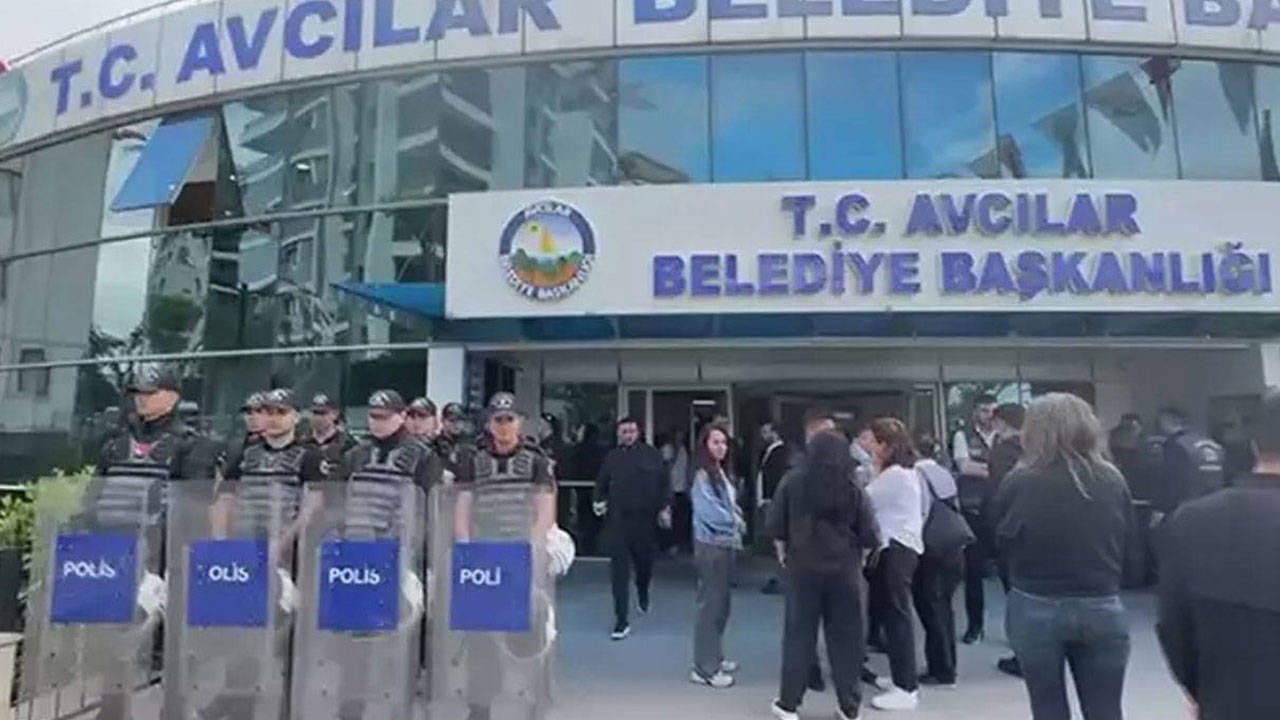 Avcılar Belediyesi’ne operasyon: 13 kişi gözaltında