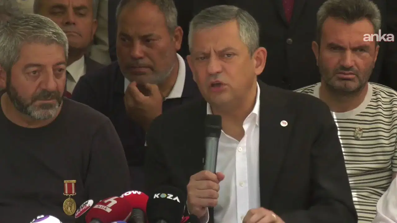 Özgür Özel açlık grevindeki şehit aileleri ve gazileri ziyaret etti: ‘Hakkınız verilene kadar yanınızdayız’