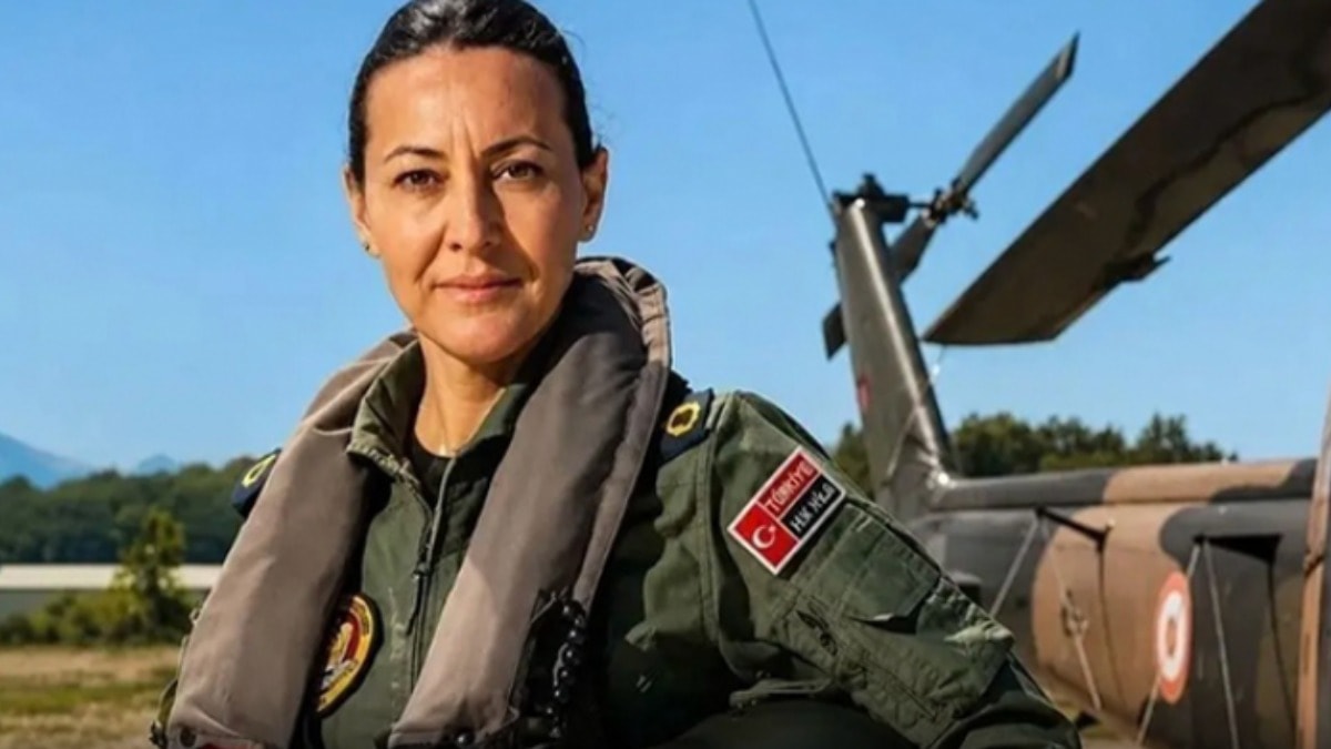 İlk havacı kadın general: Savaş pilotluğu için doktor olmaktan vazgeçmiş