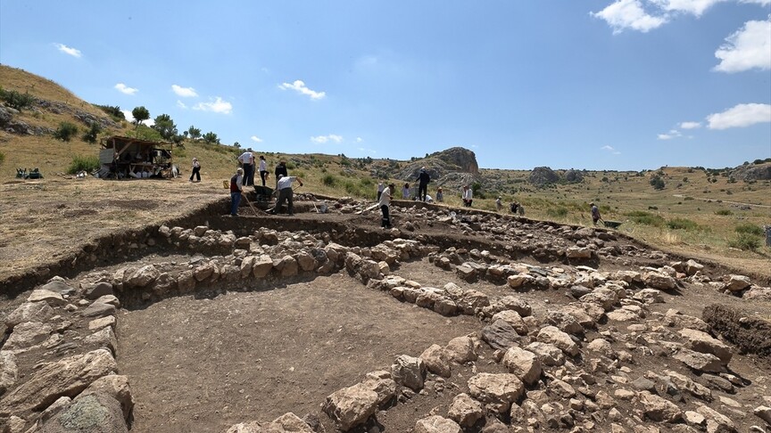 Hattuşa için dev işbirliği: 5 ülkeden 55 bilim insanı 8 bin yıllık geçmişi araştırıyor