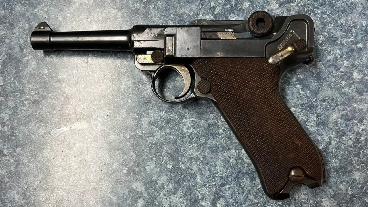 Hitler’in 42 milyon dolarlık tabancası kayboldu: Mahkeme 16 yıl sonra ‘devlet sorumlu’ dedi
