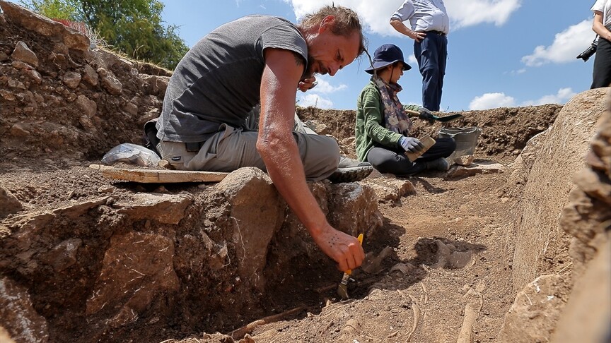 Hattuşa’da 2 bin 300 yıllık yeni mezarlar bulundu