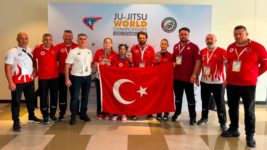 Dünya Jujitsu Şampiyonası’ndan dört madalya geldi