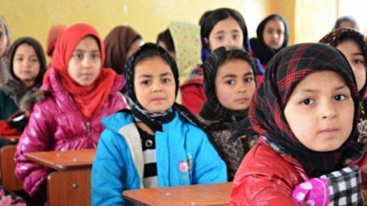 Taliban 2,4 milyon kız çocuğunu okula göndermedi