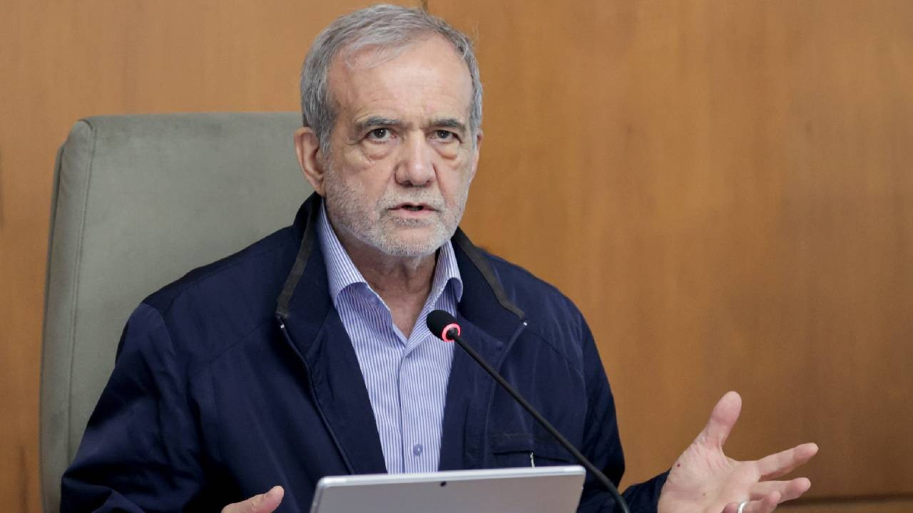 İran Cumhurbaşkanı Pezeşkiyan: Sorunumuz kat kat arttı ve gelirimiz de azaldı