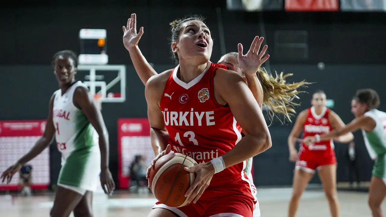 Potanın Perileri Portekiz’i bir kez daha mağlup etti