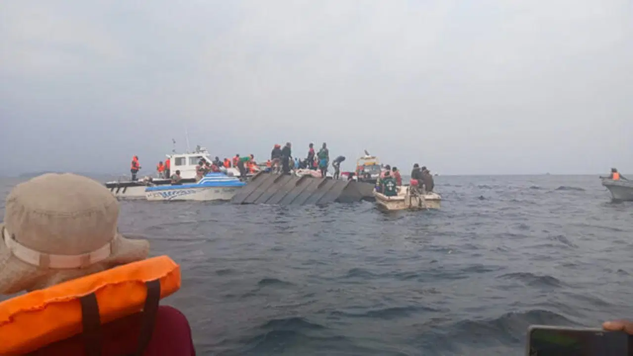 Zimbabve Kariba Gölü feribot faciası, 84 kişi hayatını kaybetti