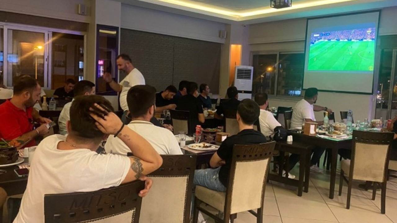Kafede, lokantada derbi mi izlemek istiyorsunuz? Artık paraya kıyacaksınız