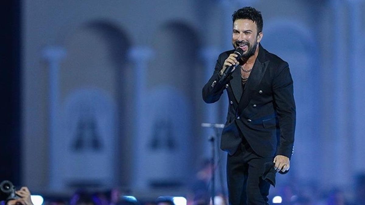 Tarkan’ı sahnede izleyecek 400 kişiden biri olmak istiyorsanız 500 bin lirayı gözden çıkaracaksınız