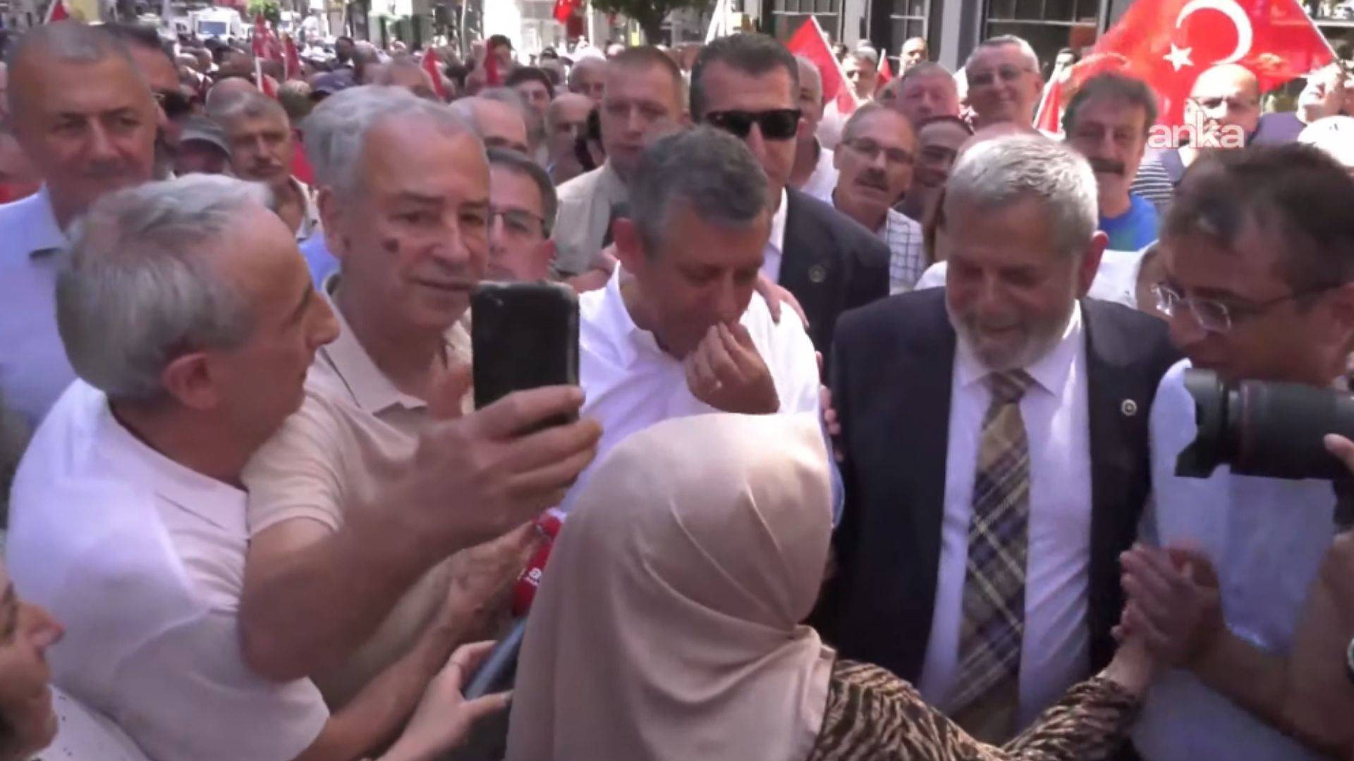 Özgür Özel, Erdoğan’a kendi memleketinde yanıt verdi: Transferle seçim kazanılmaz