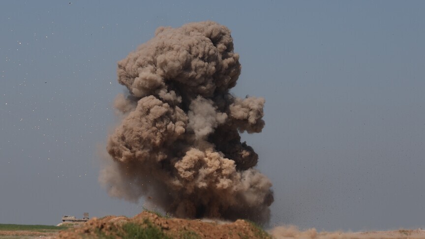 Güvenlik güçlerini taşıyan otobüse bombalı saldırı