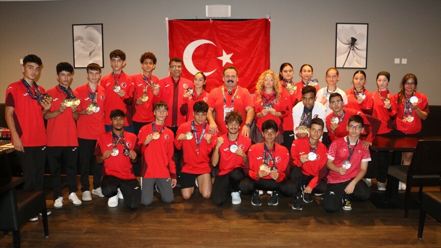 İşitme Engelli sporcular Avrupa Gençlik Oyunları’nı 9 altın 33 madalyayla tamamladı