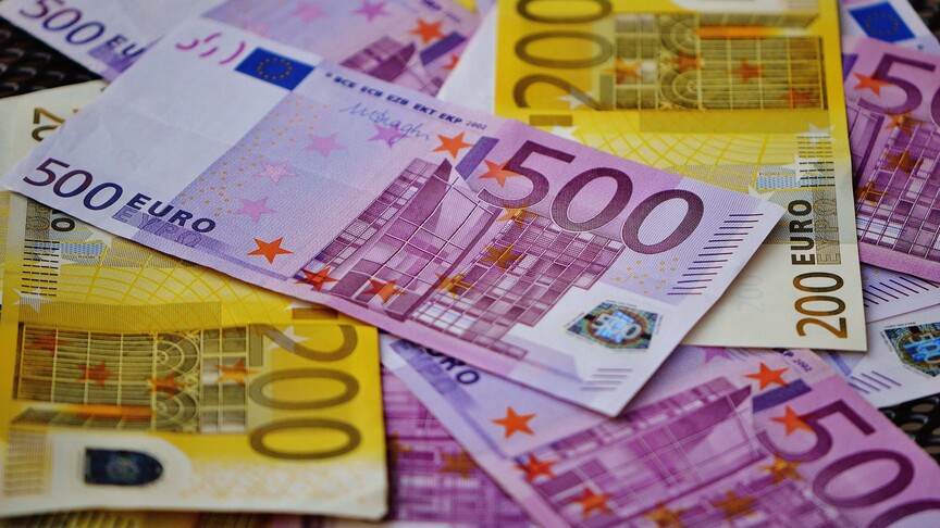AB ikinci çeyrekte 21,8 milyar avro dış ticaret açığı verdi