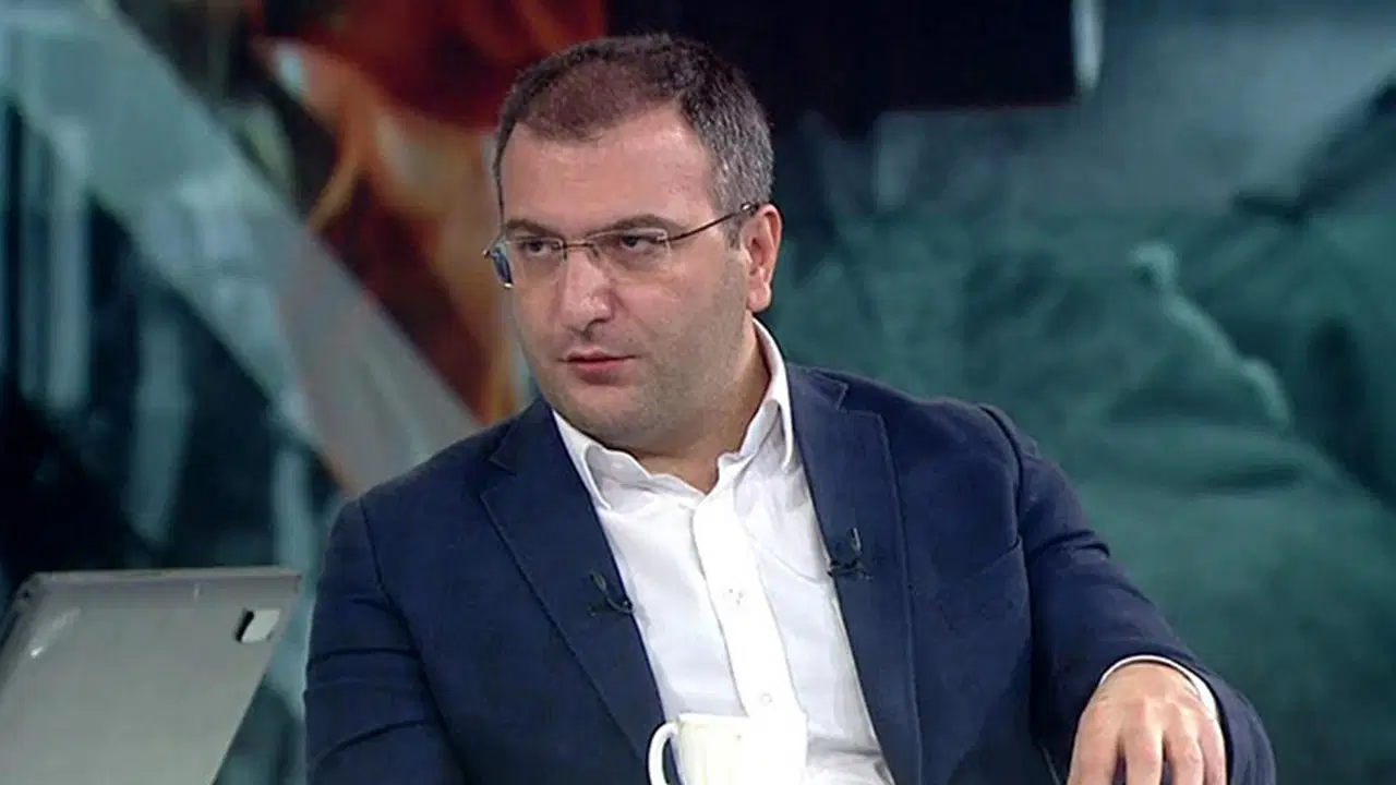 Cem Küçük’e haber yazması karşılığı para mı veriliyordu?