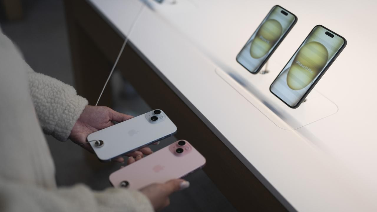 Apple akıllı telefon pazarında ilk üç sırayı kaptı