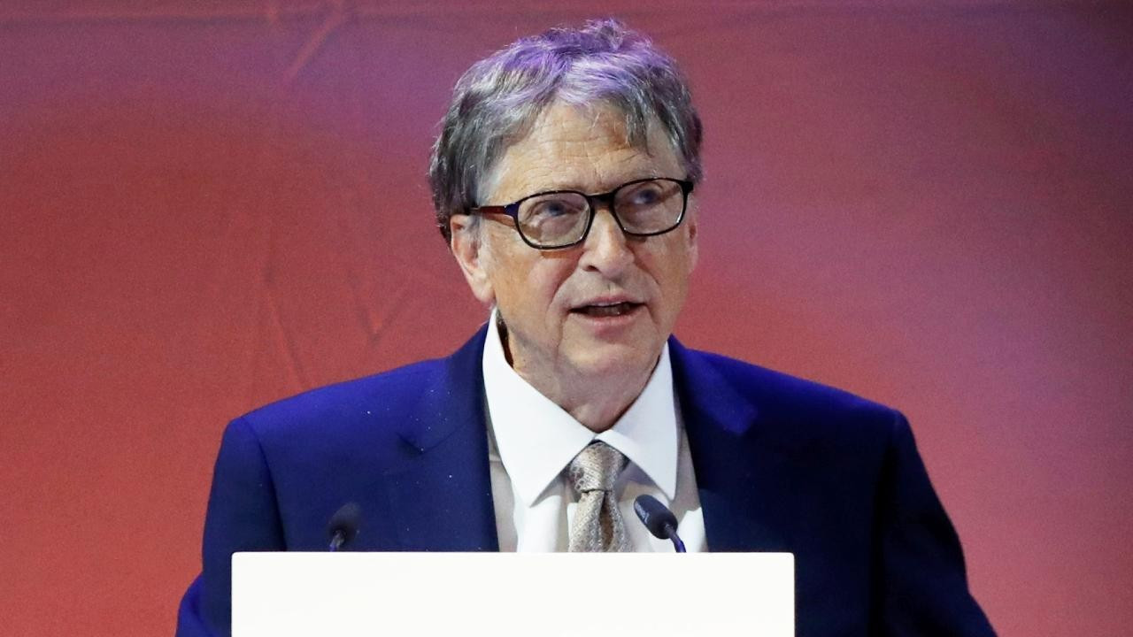 Bill Gates’ten yapay zeka kehaneti: O çağa geçiş tarihin en çalkantılı dönemlerinden biri olacak