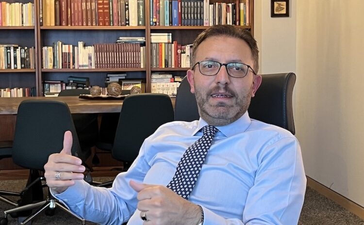 Bir kez daha: Bütün renkler hızla kirleniyordu, birinciliği beyaza verdiler