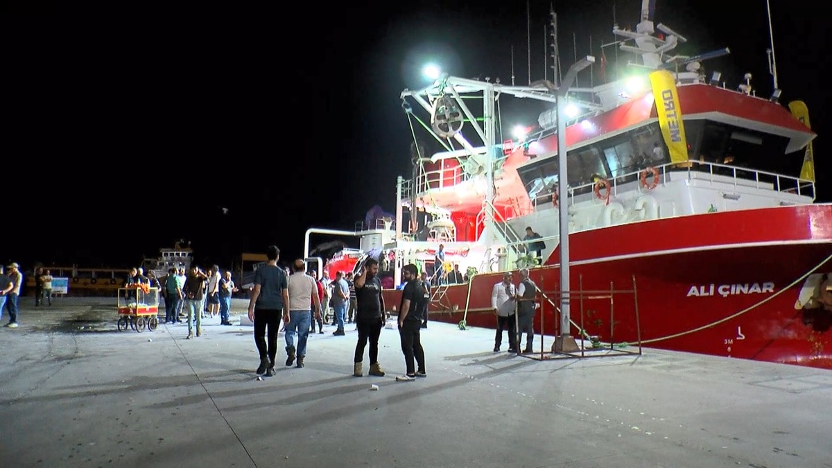 ‘Vira bismillah’ deyip denize açıldılar, palamut bolluğu bekleniyor