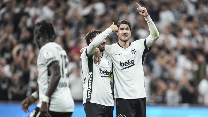 Vlahovic yıldızlaştı, Beşiktaş gol oldu yağdı