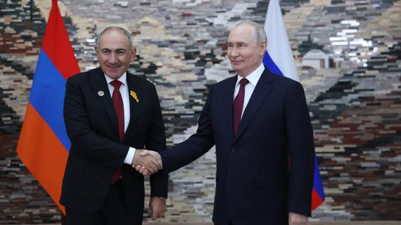 Putin’den Paşinyan’a AB baskısı
