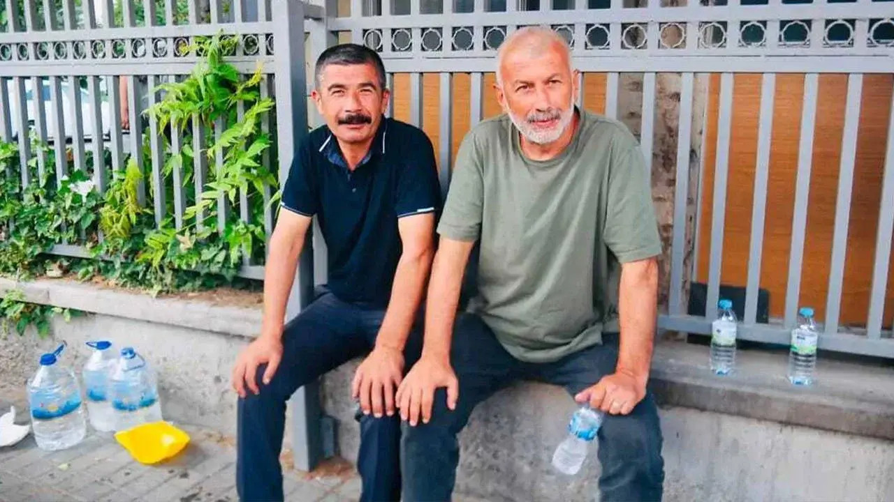 İki sendikacıya tahliye