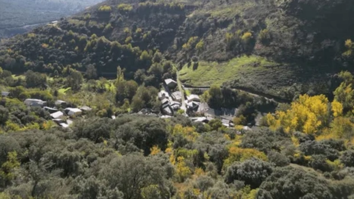 Bu köyde evler bedava, yeter ki restore edin