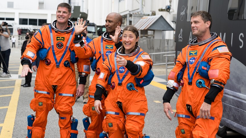 Artemis II misyonundaki iki astronot aktif görevden ayrılıyor