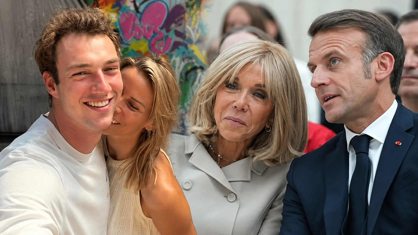 Macron’a 22’lik damat: 42 yaşındaki üvey kızın kalbini bir sörfçü çaldı