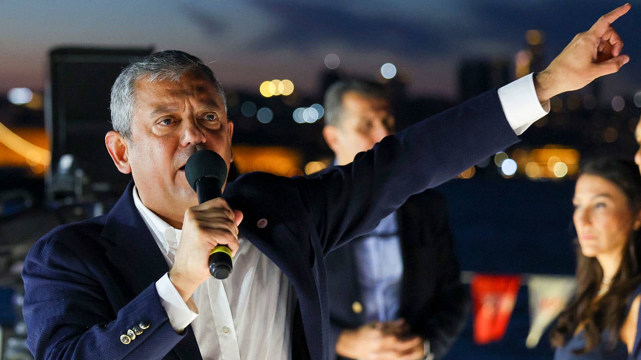 Özgür Özel’den seçim mesajı: ‘Butlancılar ve darbeciler otokratın safında’