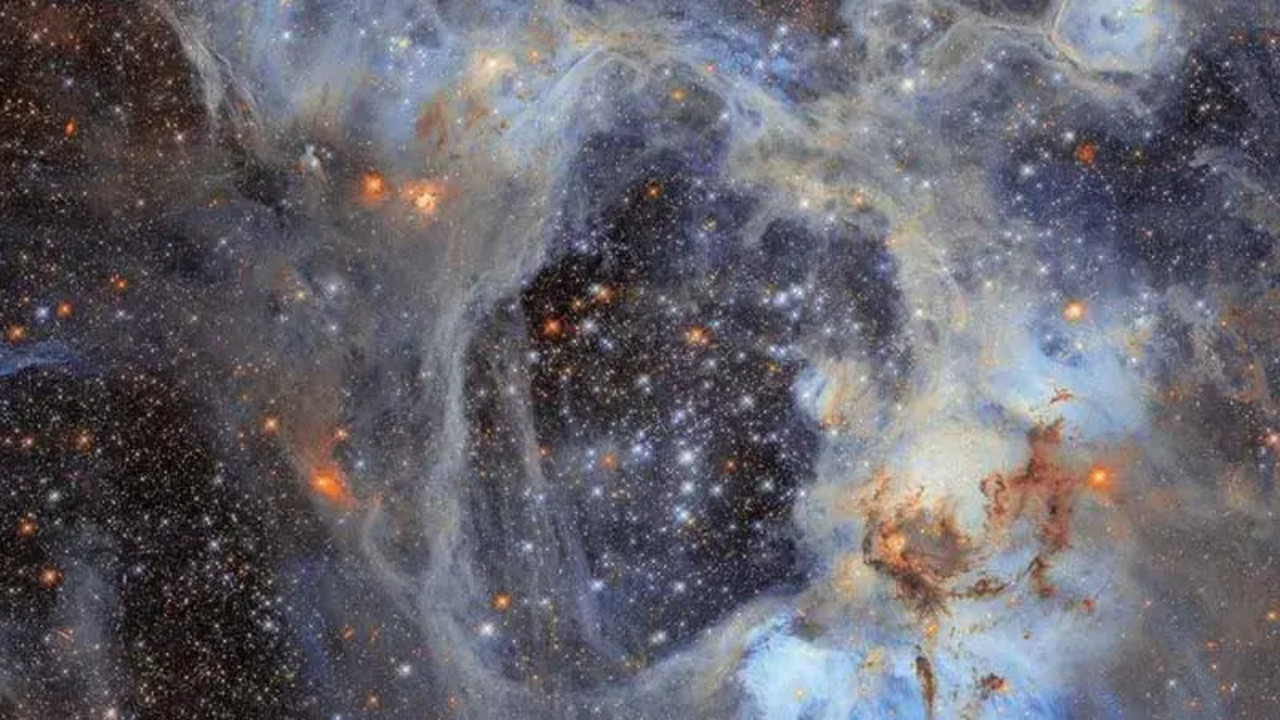 NASA 6 galakside 84 gizemli yıldız keşfetti