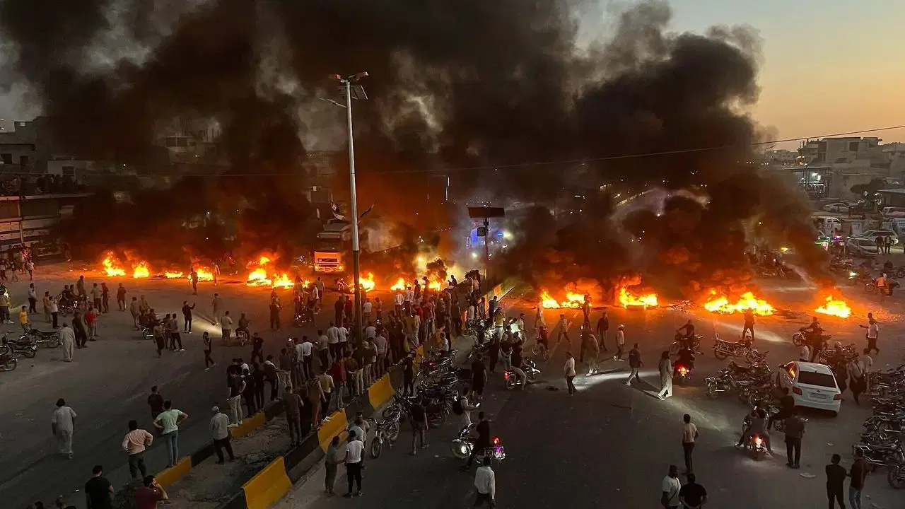 Suriye’de yakıt fiyatı protestoları büyüyor
