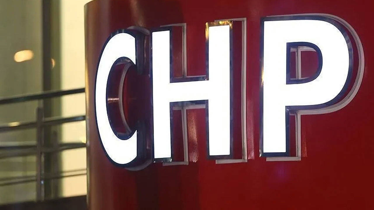 CHP Kurultay Davası 21 Ekim 2026'ya ertelendi, 12 sanık yargılanıyor